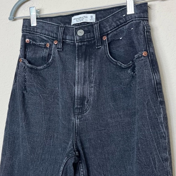 Abercrombie & Fitch Curve Love The Ankle Straight High Rise Destroyed Black Jean - Picture 4 of 10